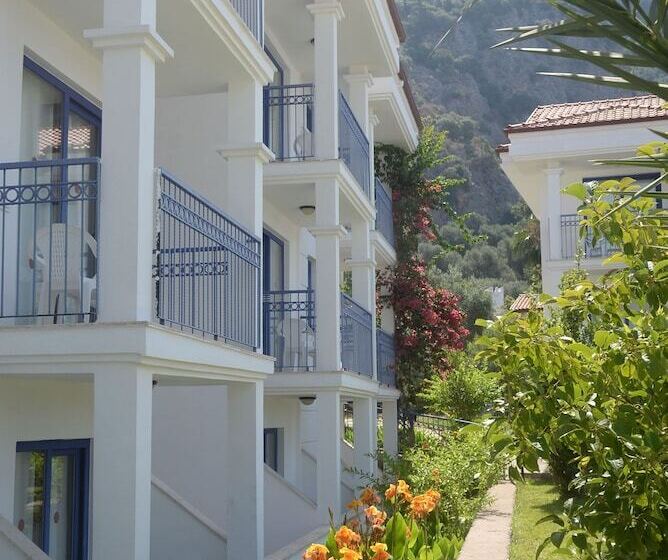 酒店 Belcekum Beach