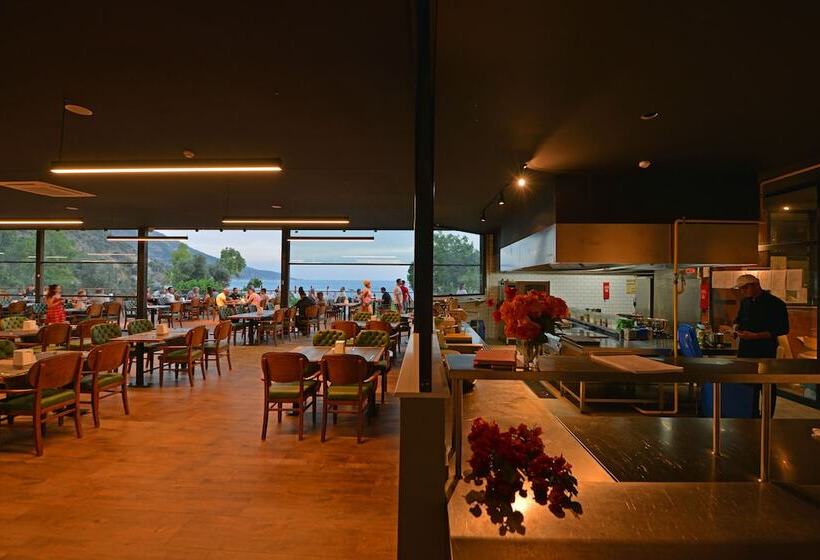 酒店 Belcekum Beach