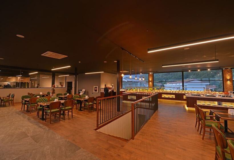 酒店 Belcekum Beach