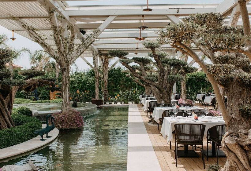 هتل Biblos Resort Alaçatı