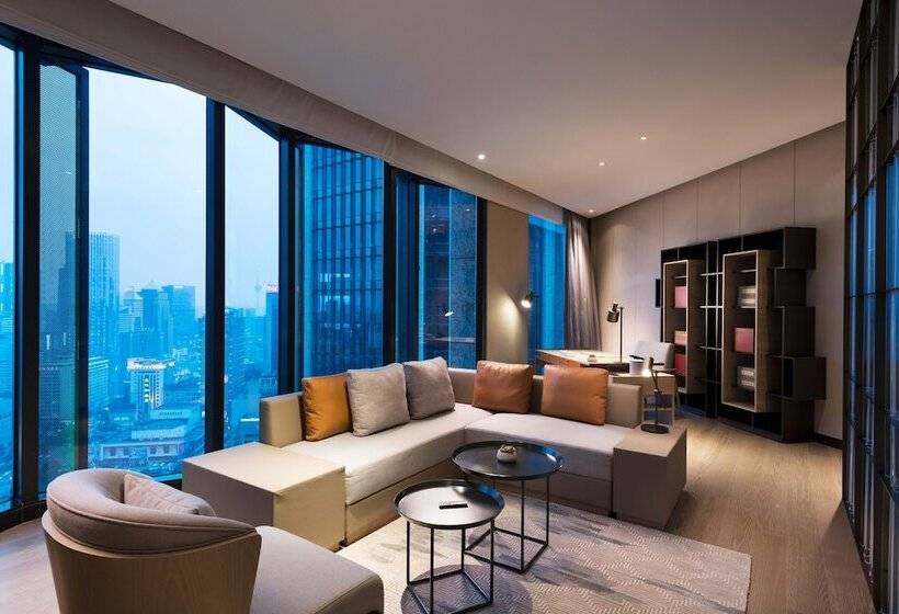 בית מלון כפרי Canopy By Hilton Chengdu City Centre