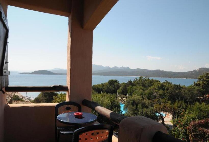 فندق Capriccioli