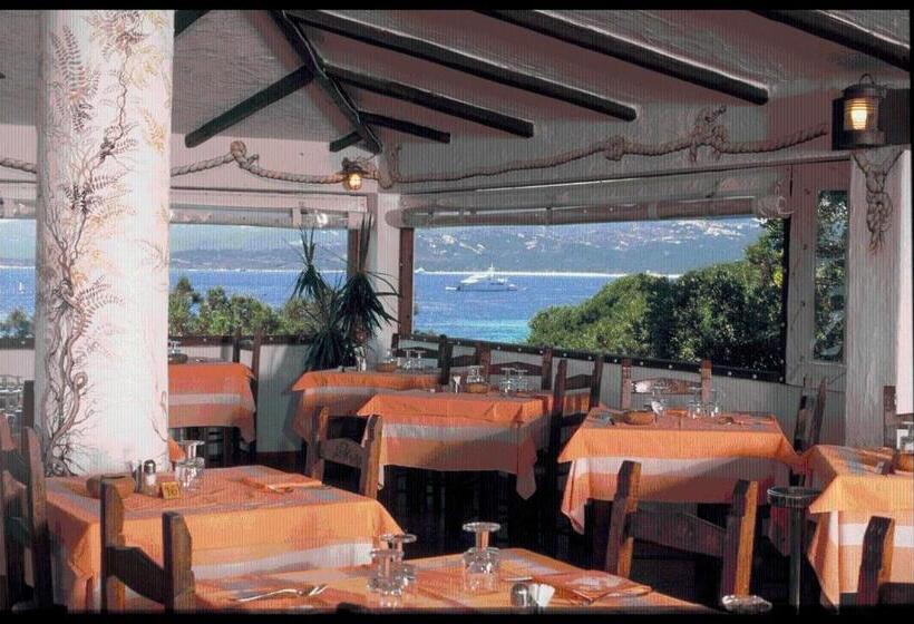 فندق Capriccioli