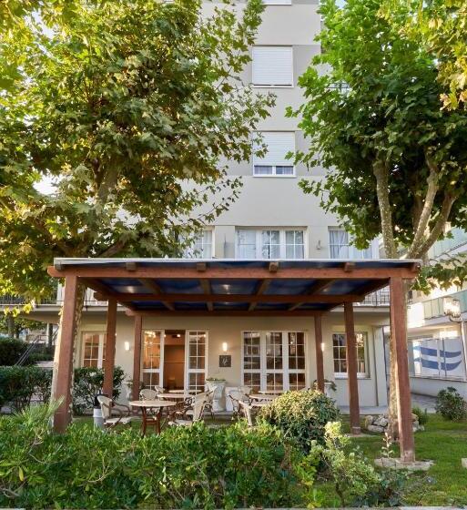 בית מלון כפרי Carillon