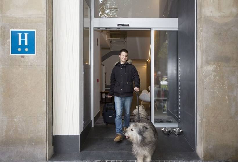 هتل Casual De Las Olas San Sebastian