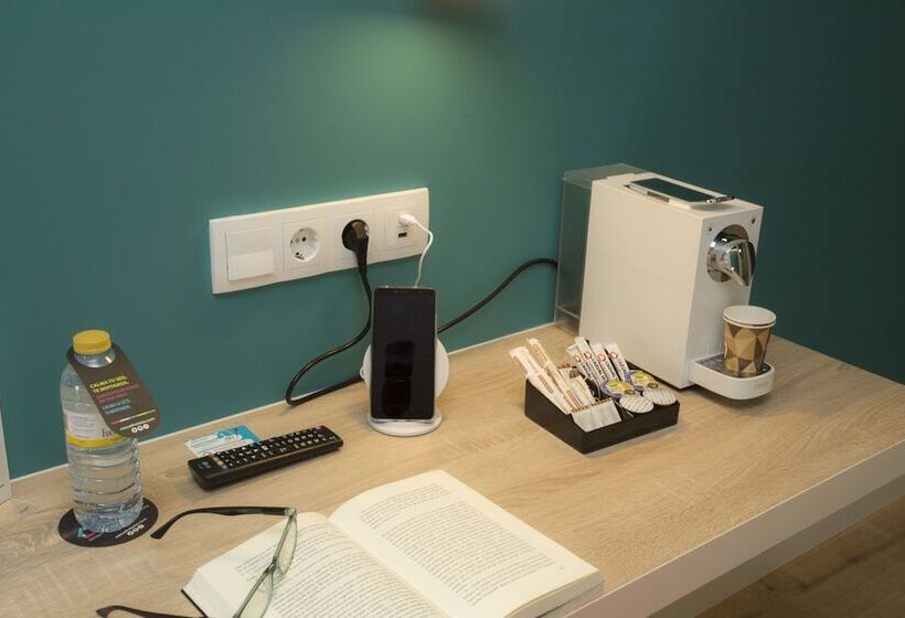 Отель Casual De Las Olas San Sebastian