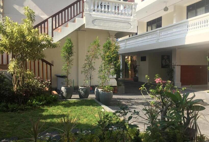 City Garden Bali Dwipa Hotel, Kuta