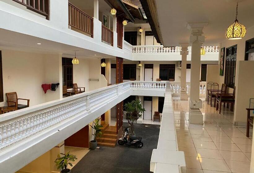 City Garden Bali Dwipa Hotel, Kuta