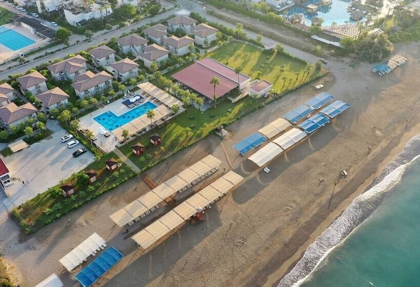 فندق Crystal Boutique Beach & Resort   Adult Only