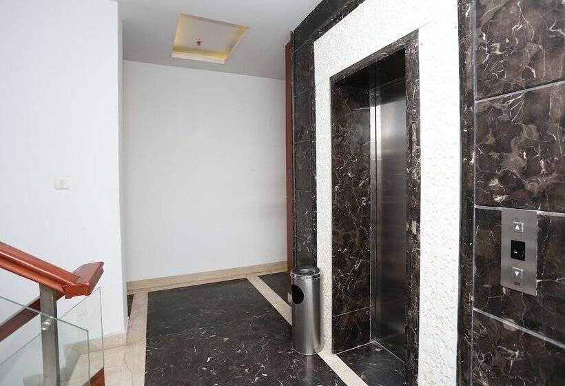 בית מלון כפרי Edition O 30027 Motif South City 1