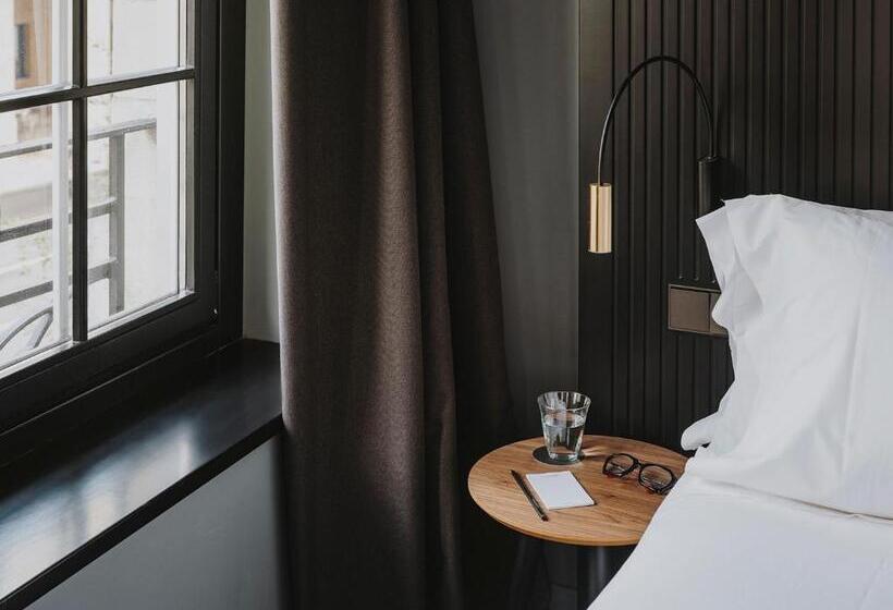 ホテル El Moderne