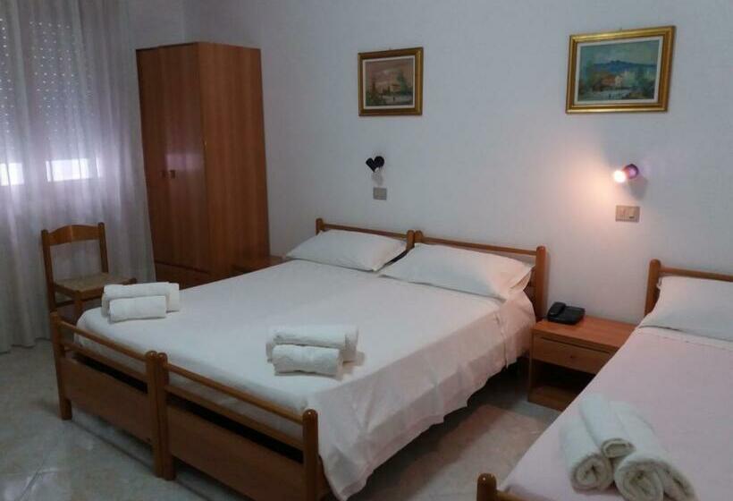 בית מלון כפרי Europa