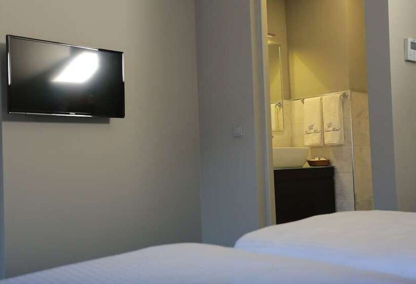 ホテル Ferman Pera