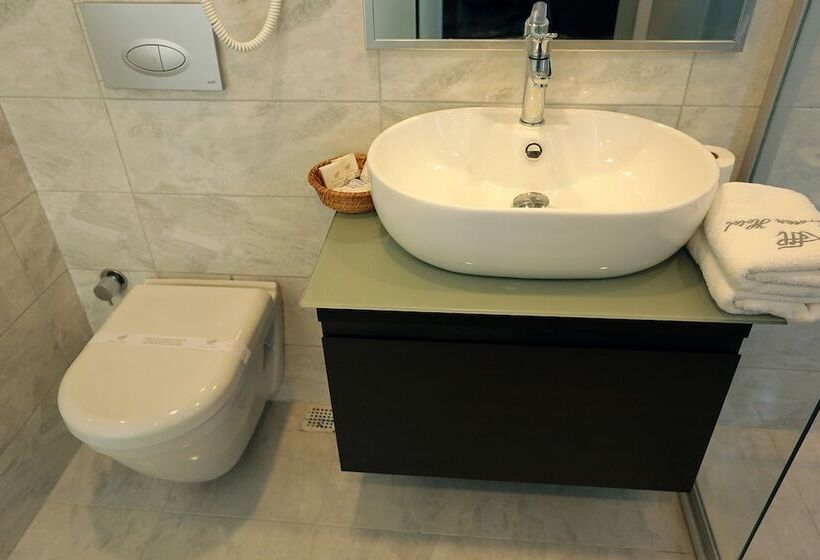 ホテル Ferman Pera