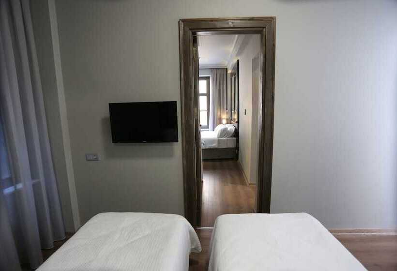 ホテル Ferman Pera