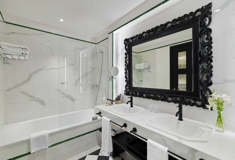 هتل H10 Casa de La Plata