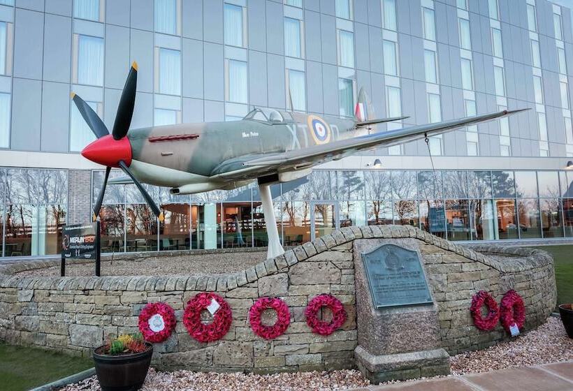 בית מלון כפרי Hampton By Hilton Edinburgh Airport