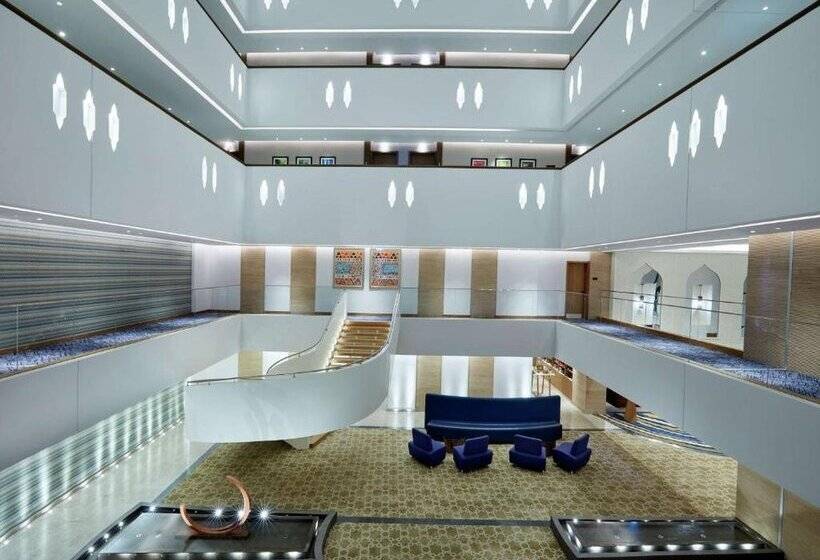 هتل Hilton Garden Inn Muscat Al Khuwair