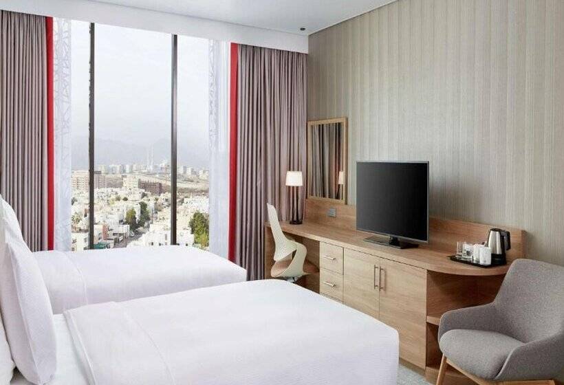 هتل Hilton Garden Inn Muscat Al Khuwair