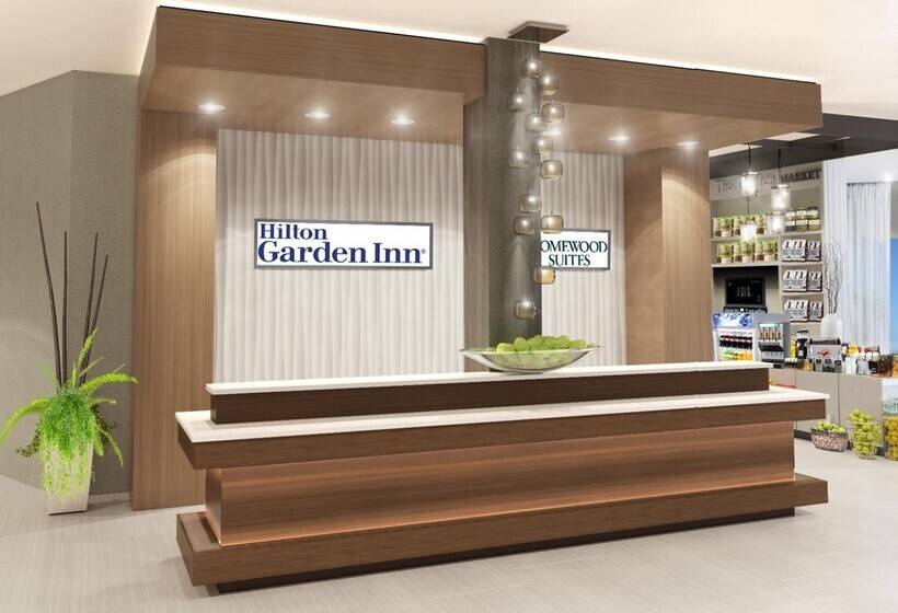 هتل Hilton Garden Inn Ottawa Downtown