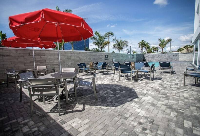 酒店 Hilton Garden Inn West Palm Beach I95 Outlets