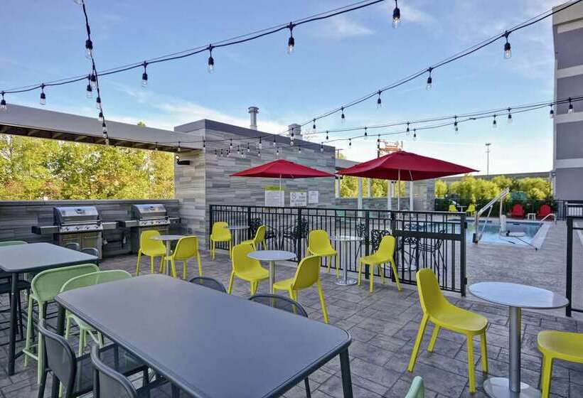 בית מלון כפרי Home2 Suites By Hilton Clarksville Louisville North