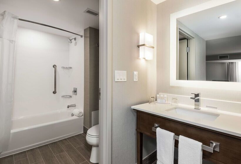 酒店 Homewood Suites By Hilton Ottawa Downtown