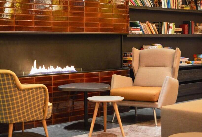 هتل Ibis Poznan Centrum