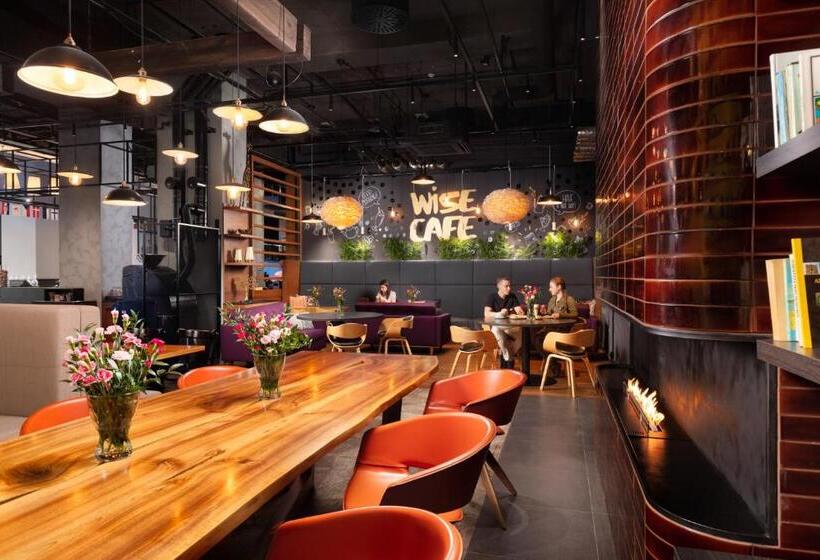 هتل Ibis Poznan Centrum