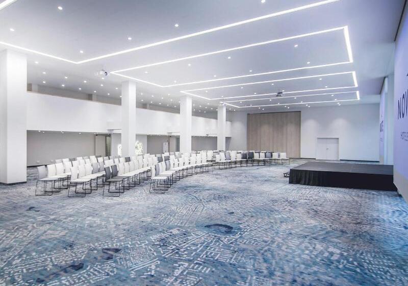 هتل Ibis Poznan Centrum