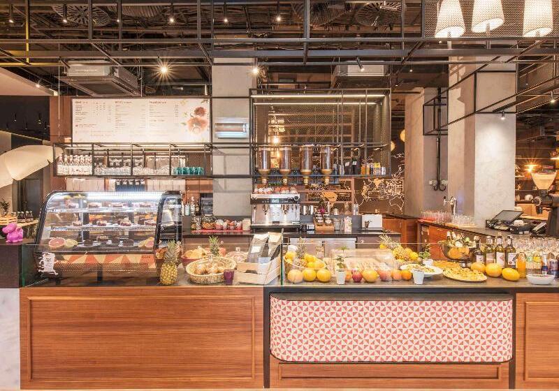 هتل Ibis Poznan Centrum