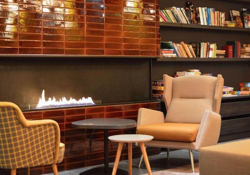 هتل Ibis Poznan Centrum