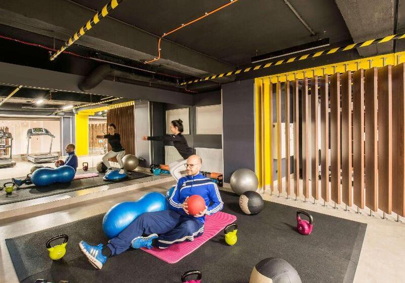 هتل Ibis Poznan Centrum