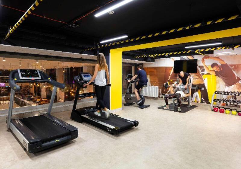 هتل Ibis Poznan Centrum