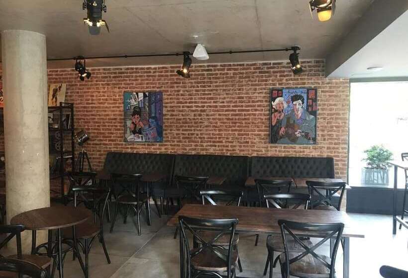 هتل Ibis Styles Montevideo Biarritz