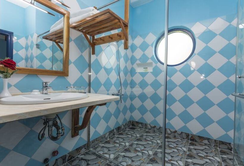 هتل Isabella Resort