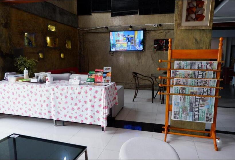 Izen Budget Hotel & Residence