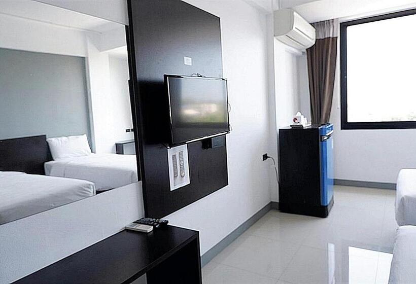 Izen Budget Hotel & Residence
