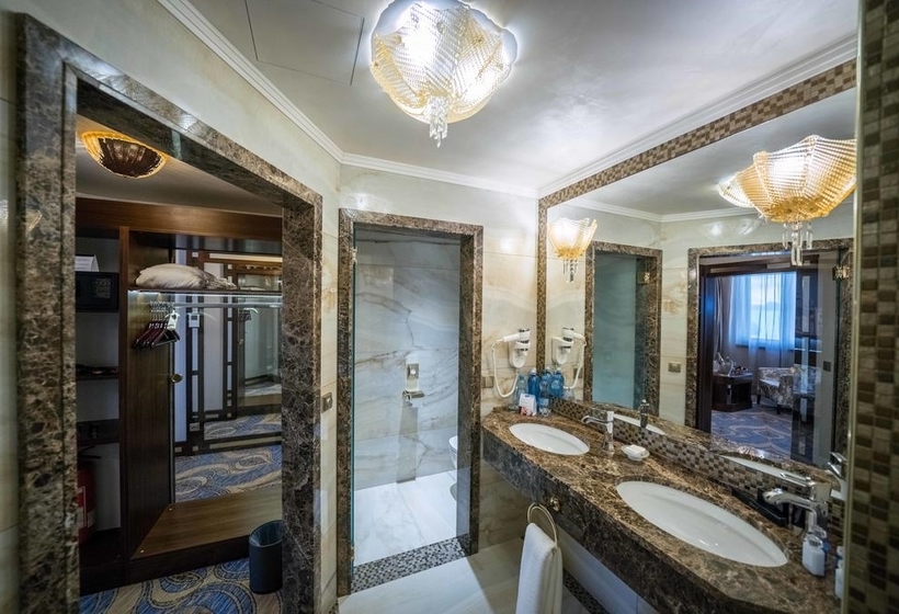 Отель Kings Casino