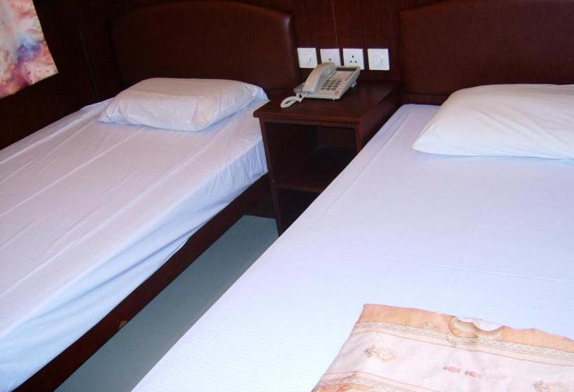 هتل Li’s Chain Hostel