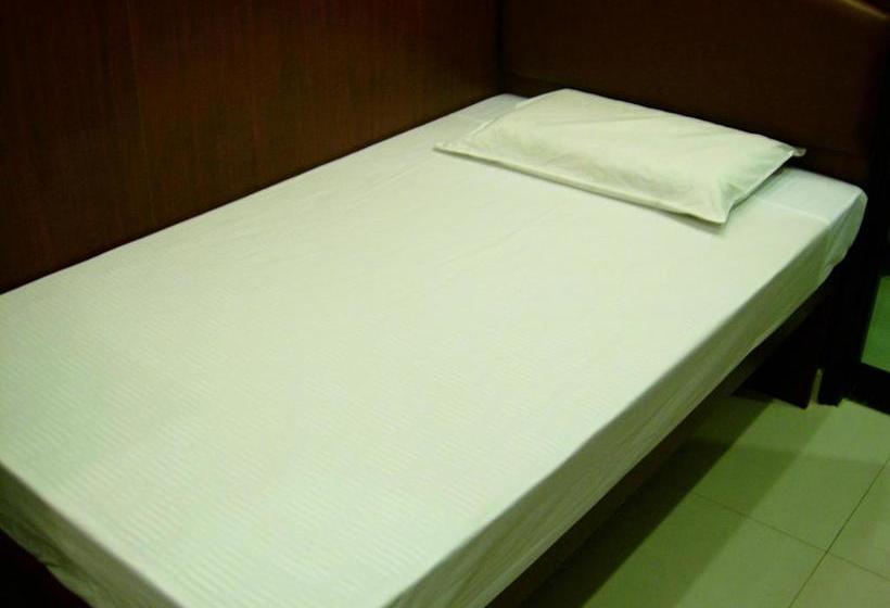 هتل Li’s Chain Hostel