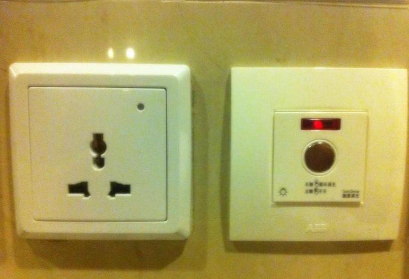 هتل Li’s Chain Hostel