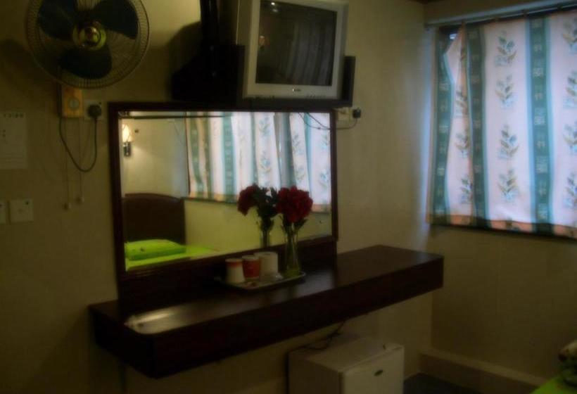 هتل Li’s Chain Hostel