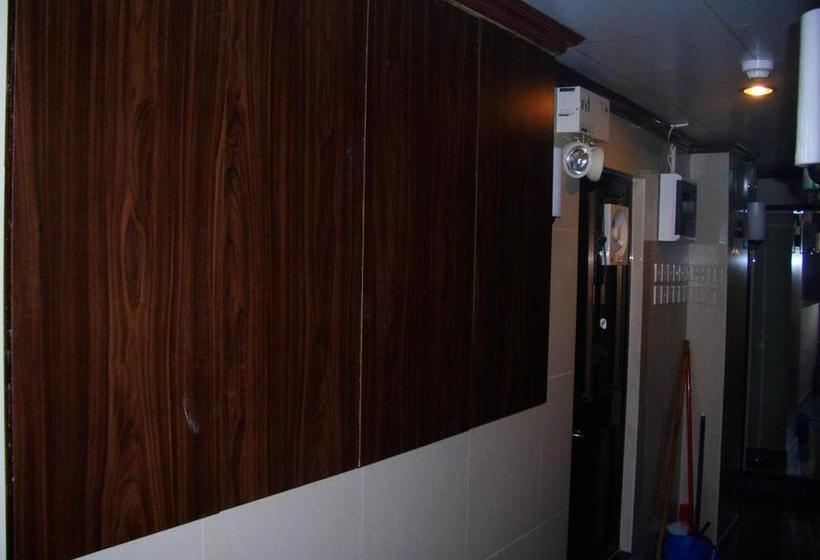 هتل Li’s Chain Hostel