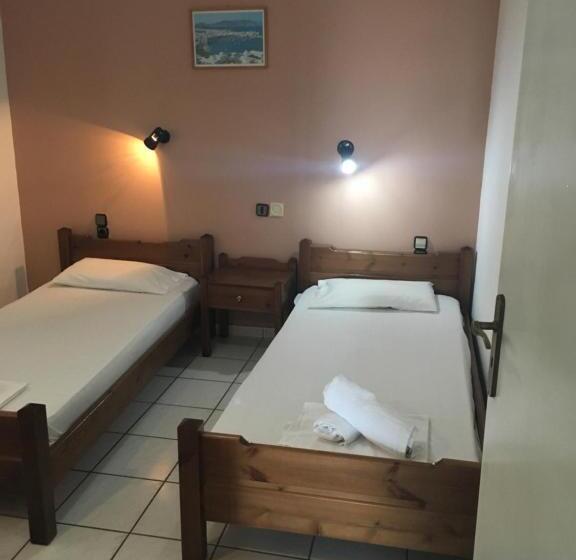 בית מלון כפרי Litsa Efi