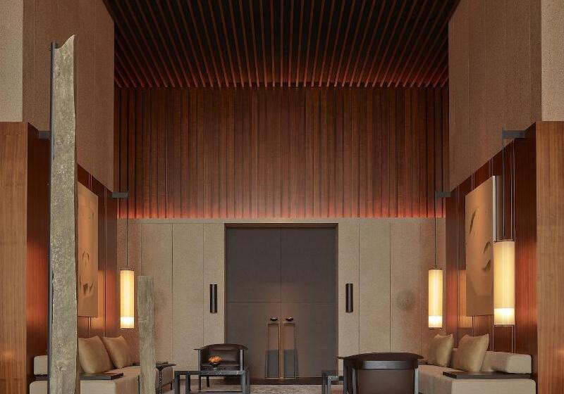 Lohkah Hotel & Spa Free Welcome Fruit Plate