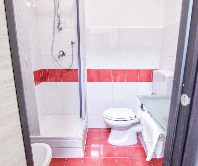 酒店 Maqueda Central Suites