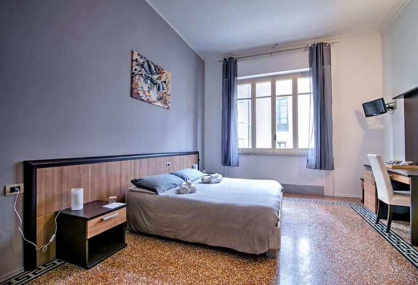 酒店 Maqueda Central Suites