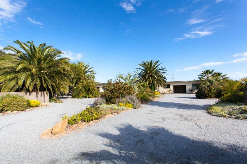 هتل Modra's Apartments