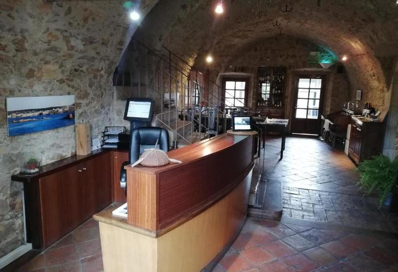 فندق Moli De L Escala